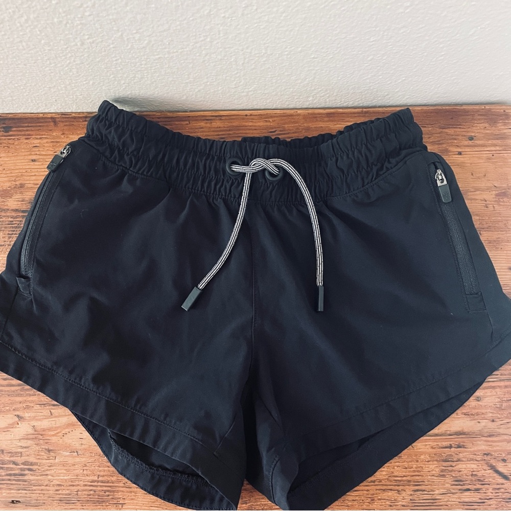 Athleta Girl 3 Play Black Athletic Shorts